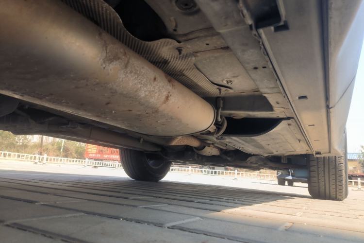 Used Hyundai Santa Fe 2013 2.4L Automatic Two-Wheel Drive Smart Version Chassis Rear Right
