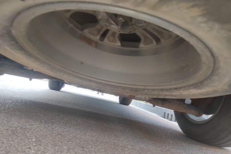 Used Hyundai Santa Fe 2013 2.4L Automatic Two-Wheel Drive Smart Version Chassis Rear