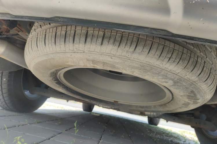 Used Hyundai Santa Fe 2013 2.4L Automatic Two-Wheel Drive Smart Version Chassis Rear