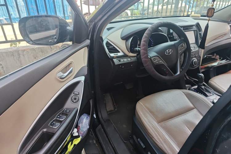 Used Hyundai Santa Fe  Driver Seat
