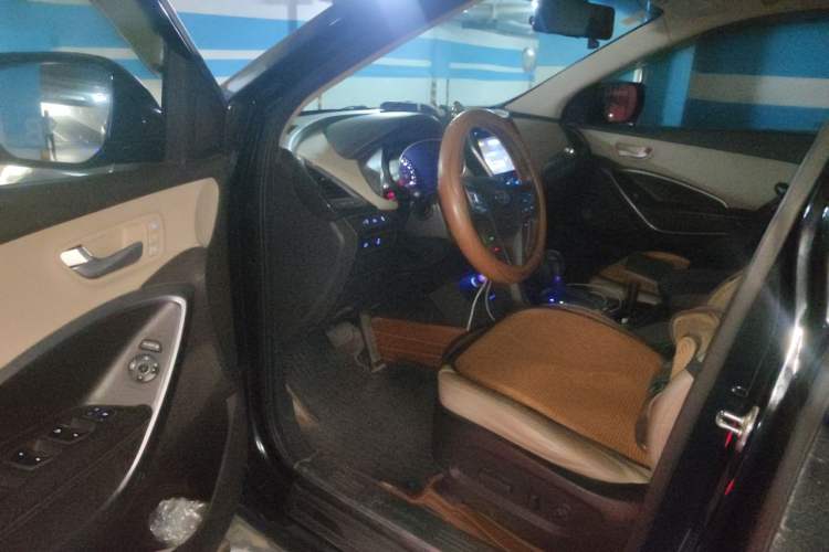 Used Hyundai Santa Fe 2013 Revised Version 2.0T Automatic All-Wheel Drive Prestige Edition Driver Seat