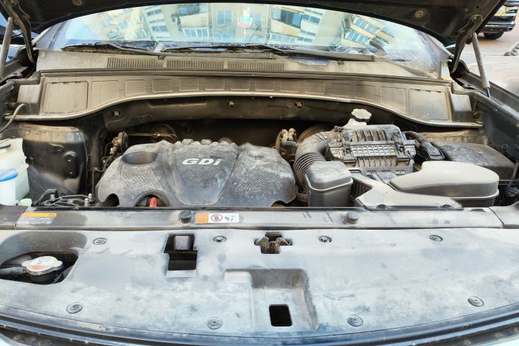 Used Hyundai Santa Fe 2013 2.4L Automatic 4x4 Smart Version Engine Bay