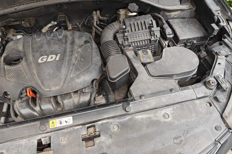 Used Hyundai Santa Fe 2013 2.4L Automatic Two-Wheel Drive Smart Version Engine Bay Left