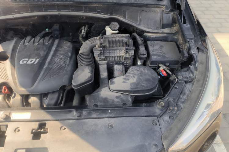 Used Hyundai Santa Fe 2013 2.4L Automatic Two-Wheel Drive Smart Version Engine Bay Left
