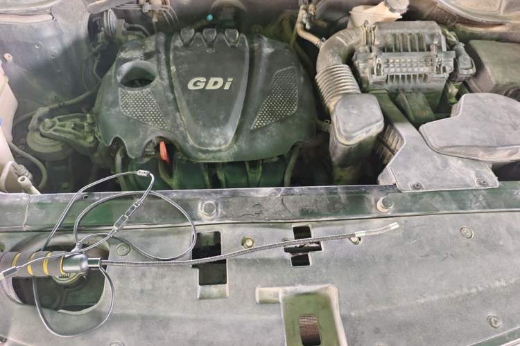 Used Hyundai Santa Fe 2013 2.4L Automatic Two-Wheel Drive Smart Version Engine Bay