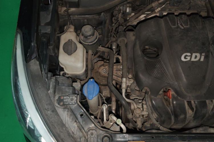 Used Hyundai Santa Fe 2013 2.4L Automatic 2WD Comfort Edition Engine Bay Right