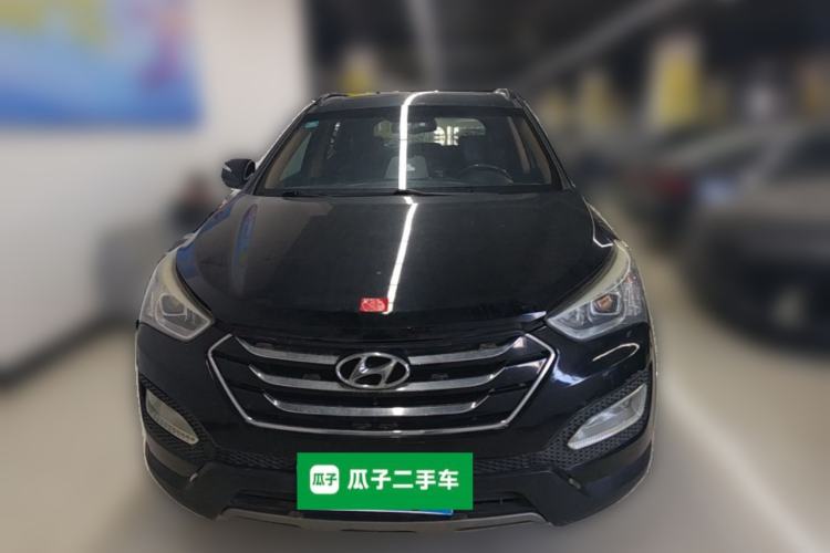 Used Hyundai Santa Fe 2013 2.4L Automatic 4x4 Comfort Edition Front