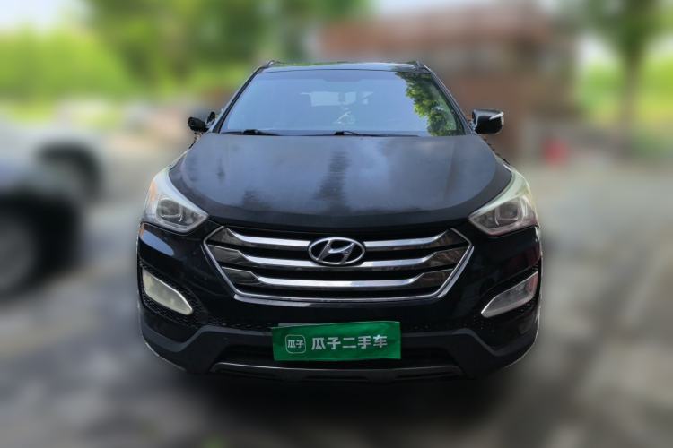 Used Hyundai Santa Fe 2013 2.4L Automatic 4x4 Comfort Edition Front