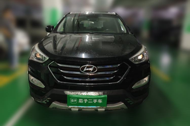 Used Hyundai Santa Fe 2013 2.4L Automatic 2WD Comfort Edition Front