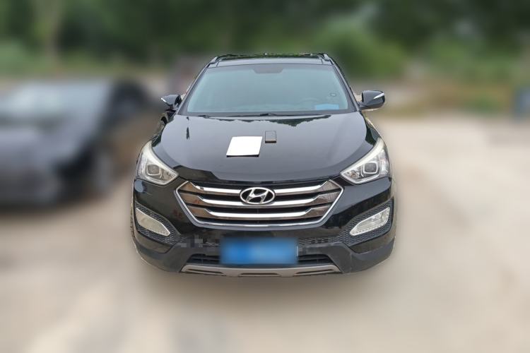 Used Hyundai Santa Fe 2013 2.4L Automatic 4x4 Smart Version Front