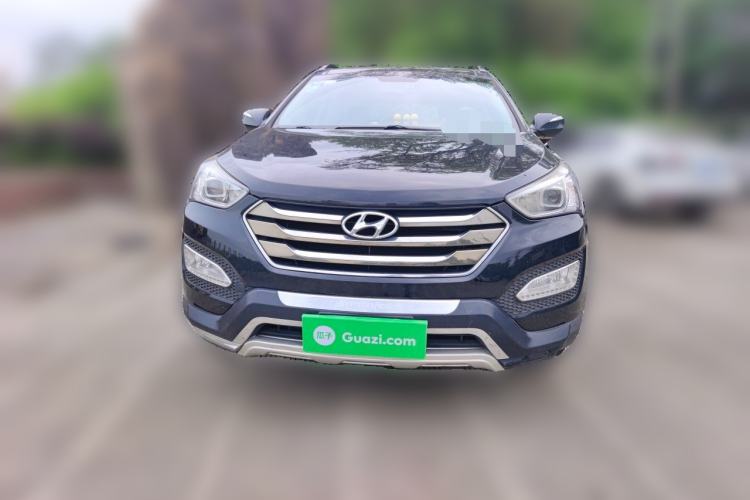 Used Hyundai Santa Fe 2013 2.4L Automatic Two-Wheel Drive Smart Version Front
