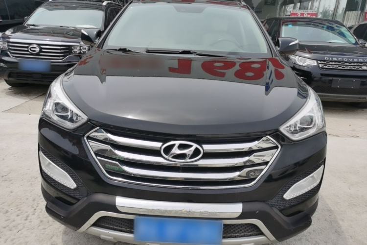 Used Hyundai Santa Fe 2013 Revised Version 2.4L Automatic All-Wheel Drive Smart Type Front