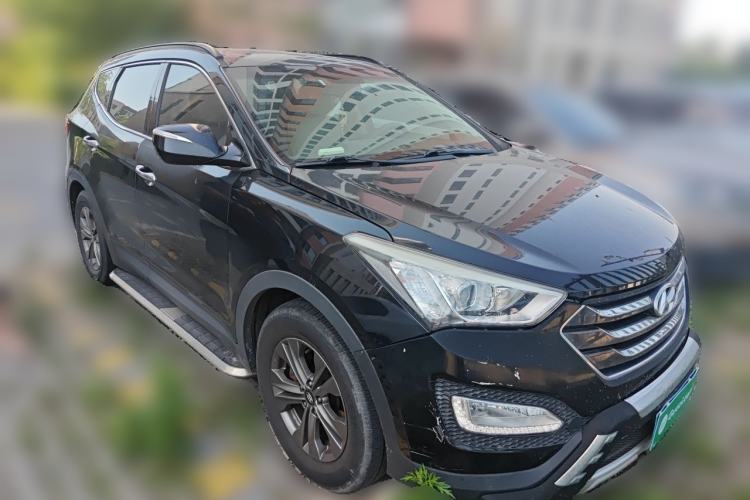 Used Hyundai Santa Fe  Front Right 45 Deg