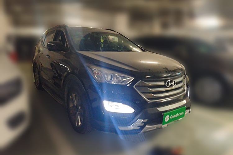 Used Hyundai Santa Fe 2013 Facelifted Version 2.0T Automatic Two-Wheel Drive Prestige Edition Front Right 45 Deg