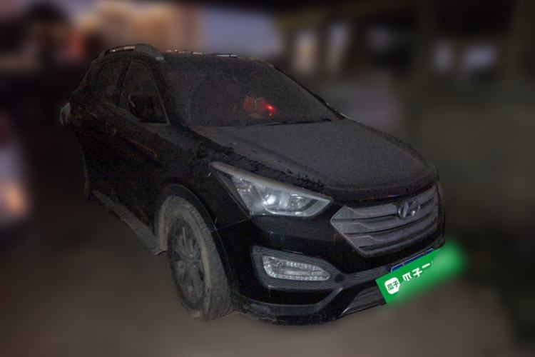 Used Hyundai Santa Fe 2013 2.4L Automatic 2WD Comfort Edition Front Right 45 Deg