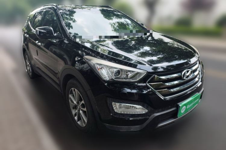 Used Hyundai Santa Fe 2013 Revised Version 2.0T Automatic All-Wheel Drive Prestige Edition Front Right 45 Deg