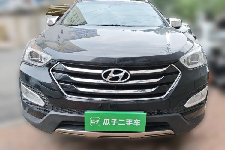 Used Hyundai Santa Fe 2013 2.4L Automatic 2WD Comfort Edition Front