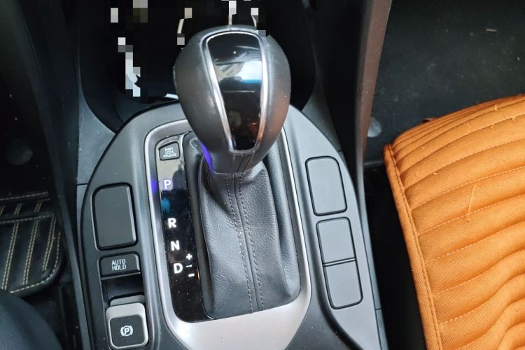 Used Hyundai Santa Fe 2013 2.4L Automatic 2WD Comfort Edition Gear Lever