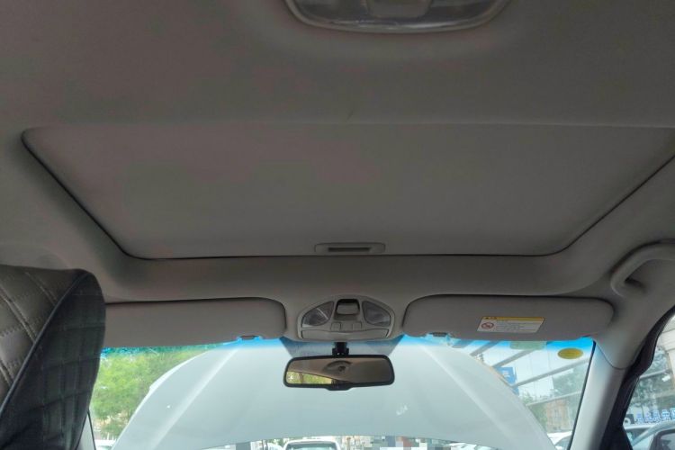 Used Hyundai Santa Fe 2013 2.4L Automatic 2WD Comfort Edition Headliner