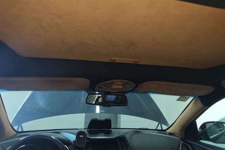 Used Hyundai Santa Fe 2013 2.4L Automatic 4x4 Comfort Edition Headliner