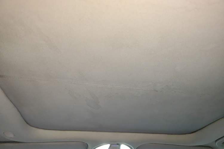 Used Hyundai Santa Fe 2013 2.4L Automatic Two-Wheel Drive Smart Version Headliner