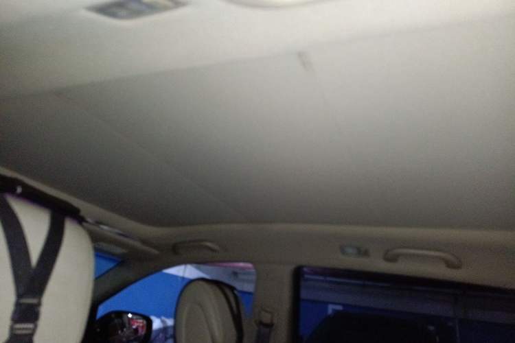 Used Hyundai Santa Fe 2013 2.4L Automatic Two-Wheel Drive Smart Version Headliner