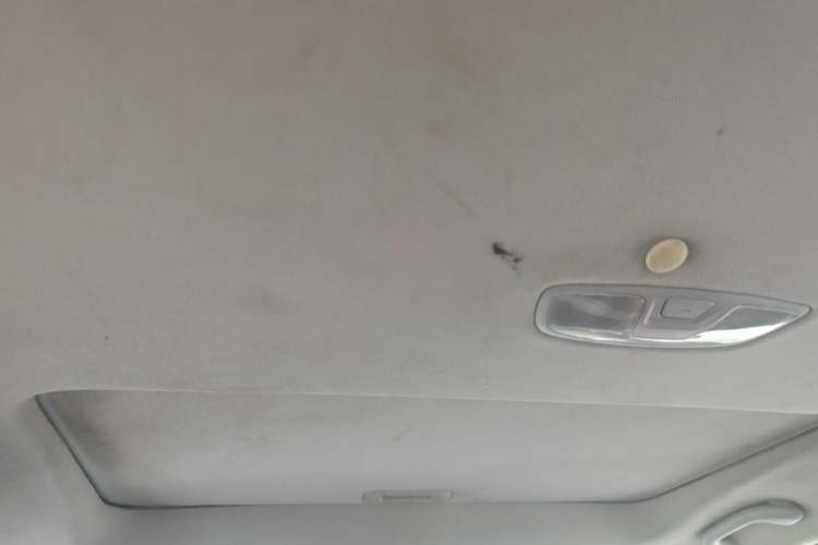 Used Hyundai Santa Fe 2013 2.4L Automatic 2WD Comfort Edition Headliner