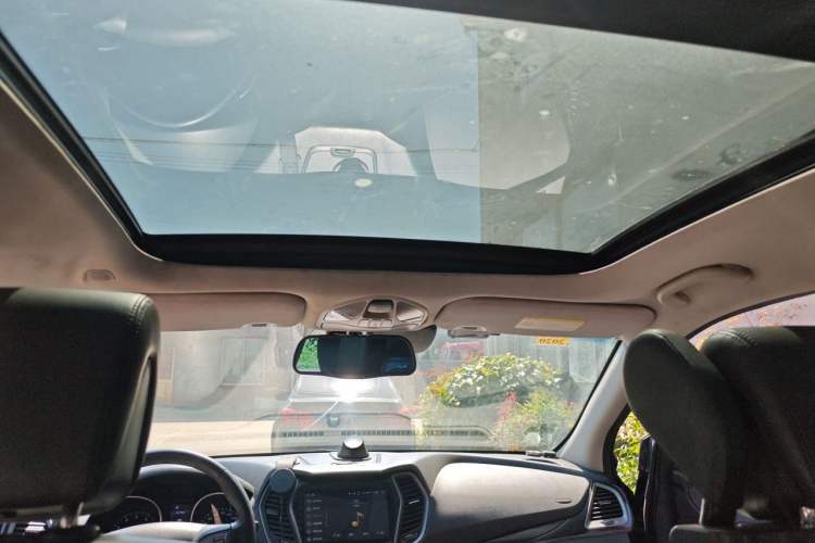 Used Hyundai Santa Fe 2013 2.0T Automatic All-Wheel Drive Top Trim Headliner
