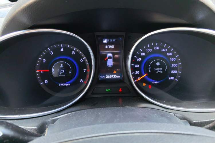 Used Hyundai Santa Fe 2013 2.4L Automatic 4x4 Comfort Edition Instrument Cluster