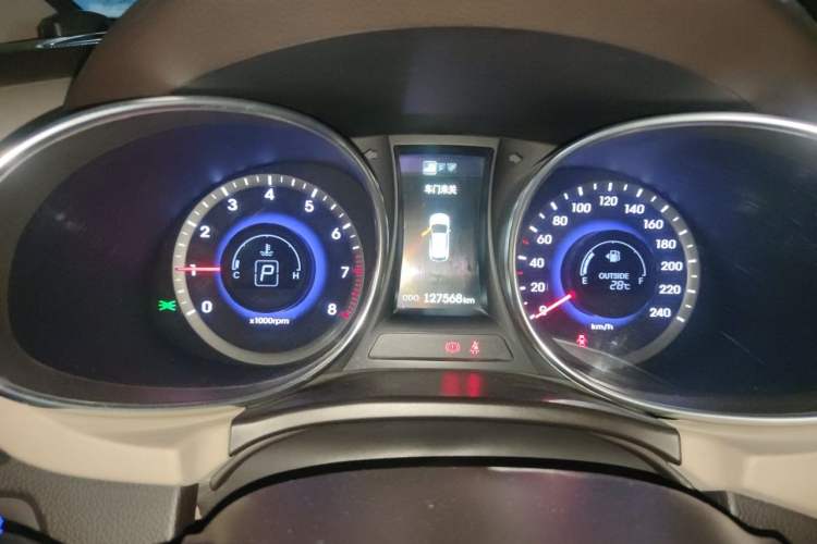Used Hyundai Santa Fe 2013 Revised Version 2.0T Automatic All-Wheel Drive Prestige Edition Instrument Cluster
