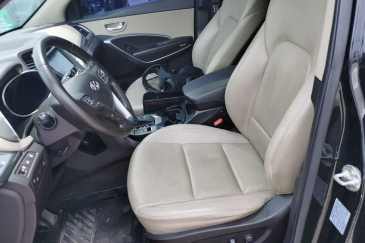 Used Hyundai Santa Fe 2013 Revised Version 2.4L Automatic All-Wheel Drive Smart Type Left Front Seat