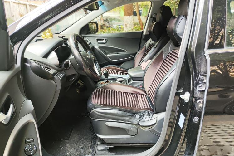 Used Hyundai Santa Fe 2013 2.4L Automatic 2WD Comfort Edition Left Front Seat