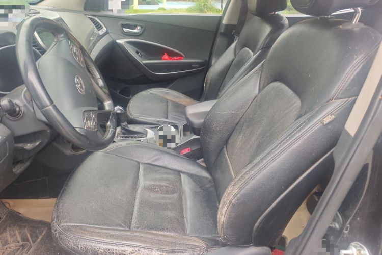 Used Hyundai Santa Fe 2013 2.4L Automatic 2WD Comfort Edition Left Front Seat