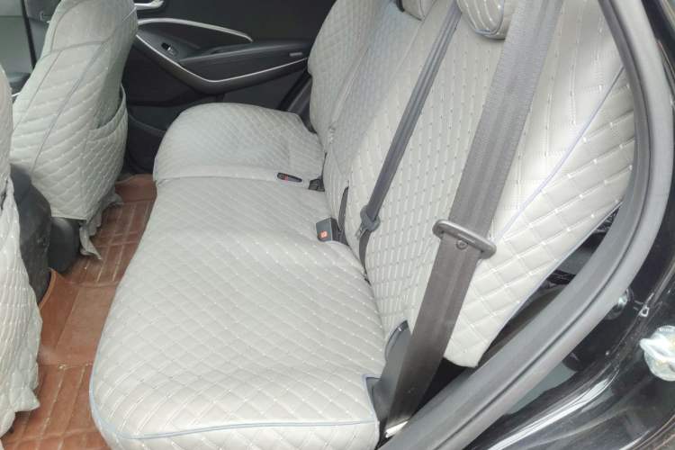 Used Hyundai Santa Fe 2013 2.4L Automatic 2WD Comfort Edition Left Rear Seat