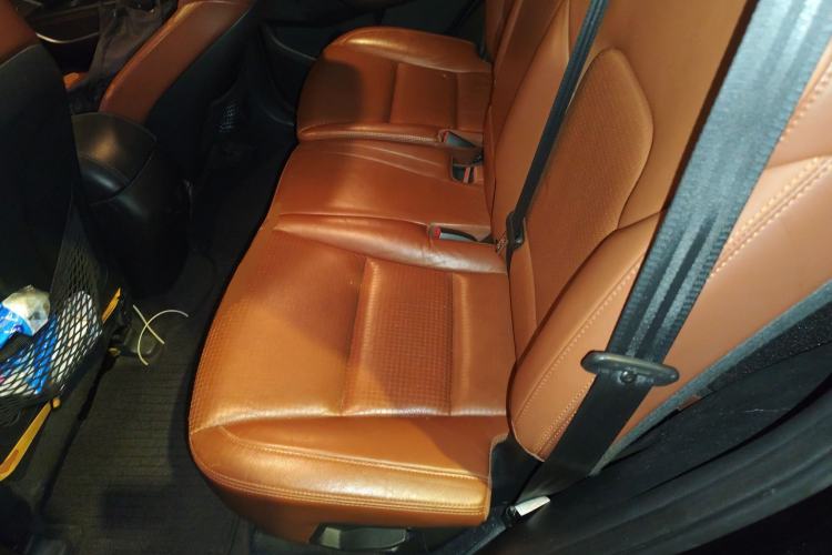 Used Hyundai Santa Fe 2013 Revised Version 2.4L Automatic All-Wheel Drive Luxury Trim Left Rear Seat