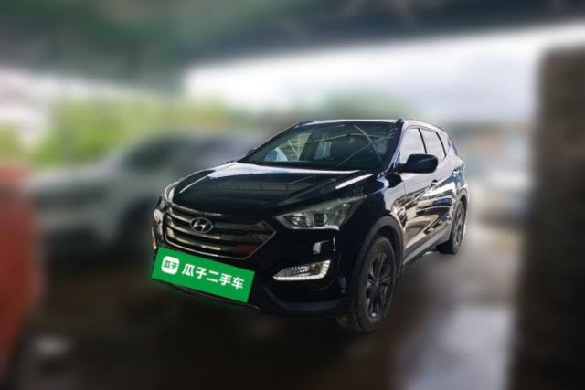 Used Hyundai Santa Fe 2013 2.4L Automatic Two-Wheel Drive Smart Version