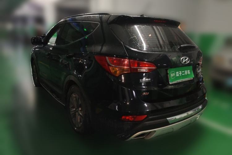 Used Hyundai Santa Fe 2013 2.4L Automatic 2WD Comfort Edition Rear Left 45 Deg