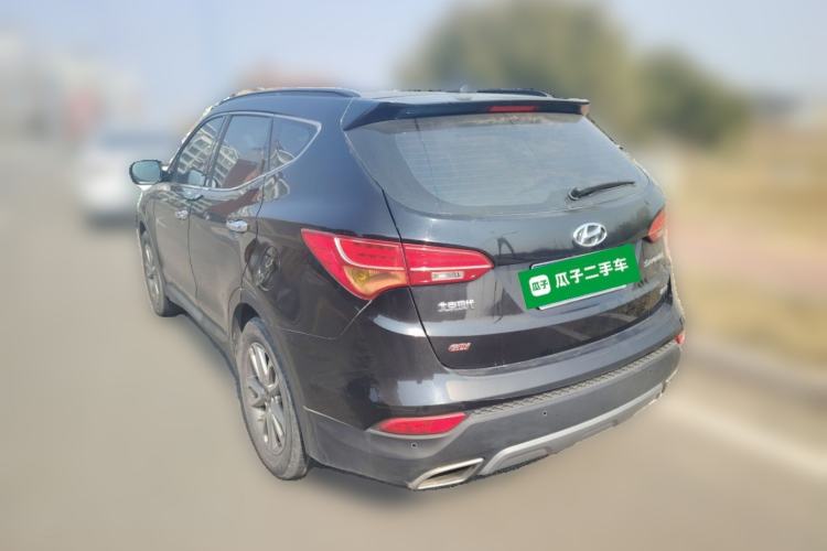Used Hyundai Santa Fe 2013 Revised Version 2.4L Automatic All-Wheel Drive Luxury Trim Rear Left 45 Deg