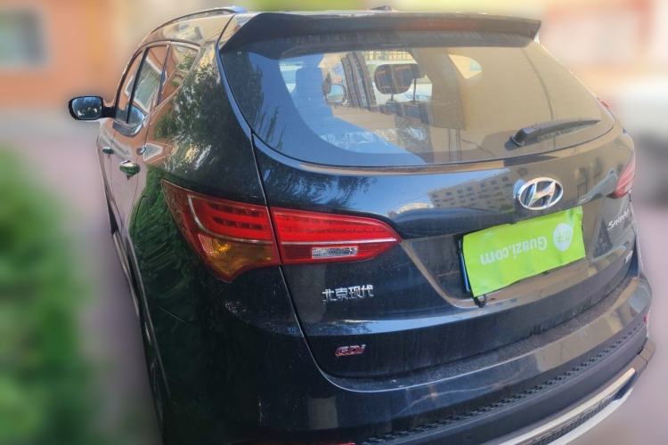 Used Hyundai Santa Fe 2013 2.4L Automatic 4x4 Prestige Edition Rear Left 45 Deg