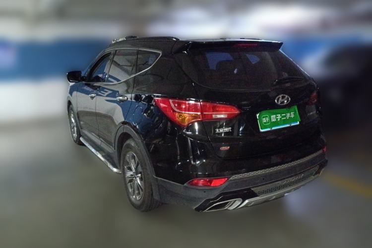 Used Hyundai Santa Fe 2013 2.4L Automatic Two-Wheel Drive Smart Version Rear Left 45 Deg