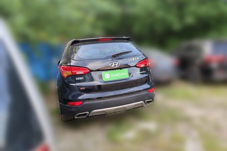 Used Hyundai Santa Fe 2013 2.4L Automatic Two-Wheel Drive Smart Version Rear Left 45 Deg