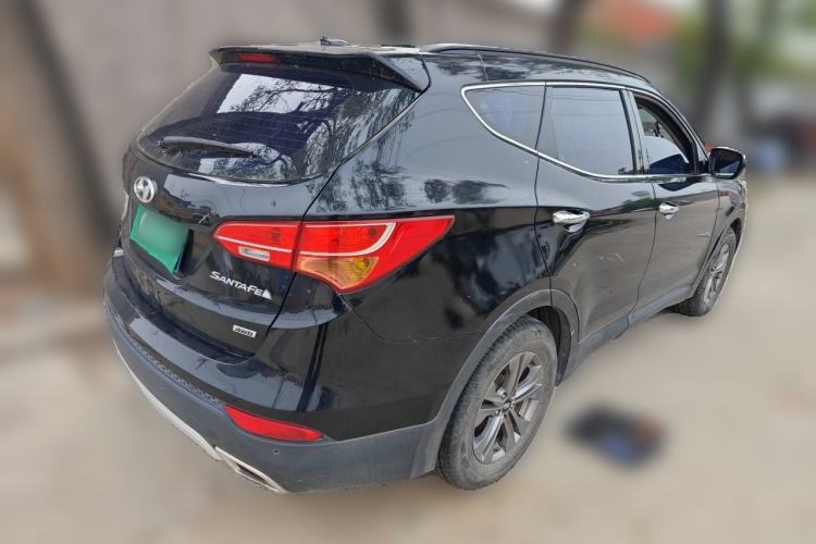 Used Hyundai Santa Fe 2013 Revised Version 2.4L Automatic All-Wheel Drive Smart Type Rear Right 45 Deg