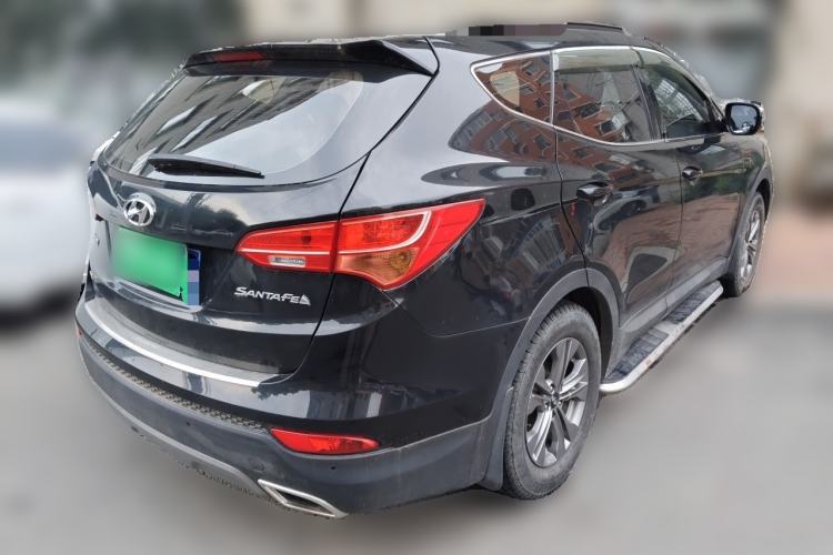 Used Hyundai Santa Fe 2013 2.4L Automatic 2WD Comfort Edition Rear Right 45 Deg