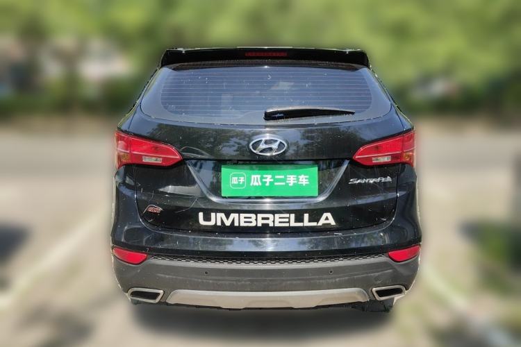 Used Hyundai Santa Fe 2013 2.4L Automatic Two-Wheel Drive Smart Version Rear