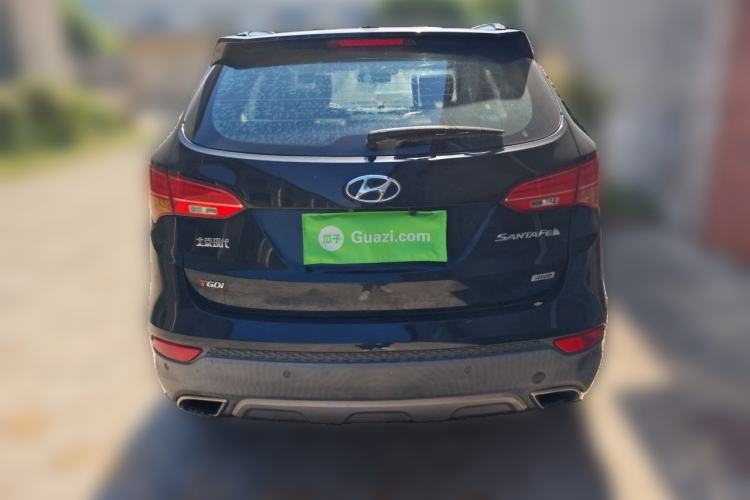 Used Hyundai Santa Fe 2013 2.0T Automatic All-Wheel Drive Top Trim Rear
