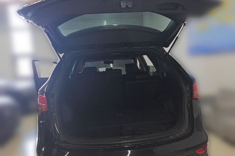 Used Hyundai Santa Fe 2013 2.4L Automatic 4x4 Comfort Edition Trunk