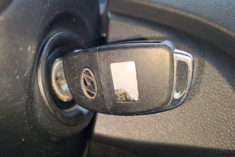 Used Hyundai Santa Fe 2013 2.4L Automatic 4x4 Comfort Edition Vehicle Key