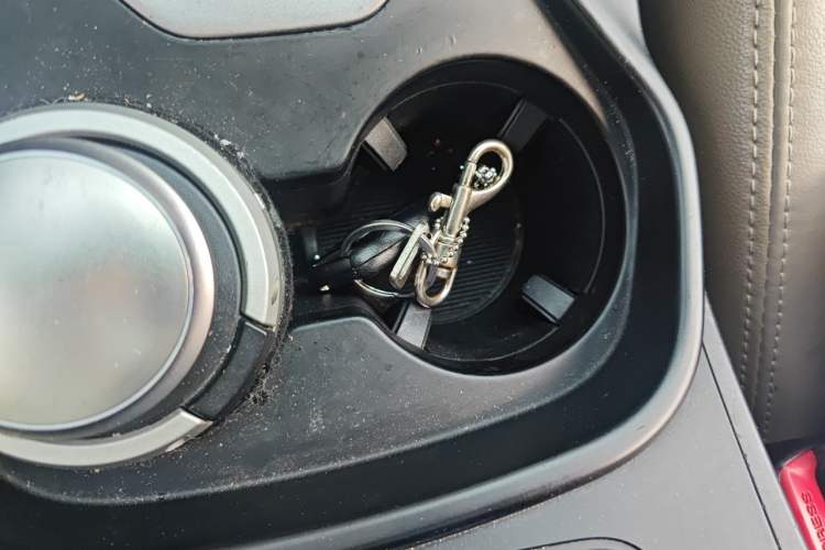 Used Hyundai Santa Fe  Vehicle Key