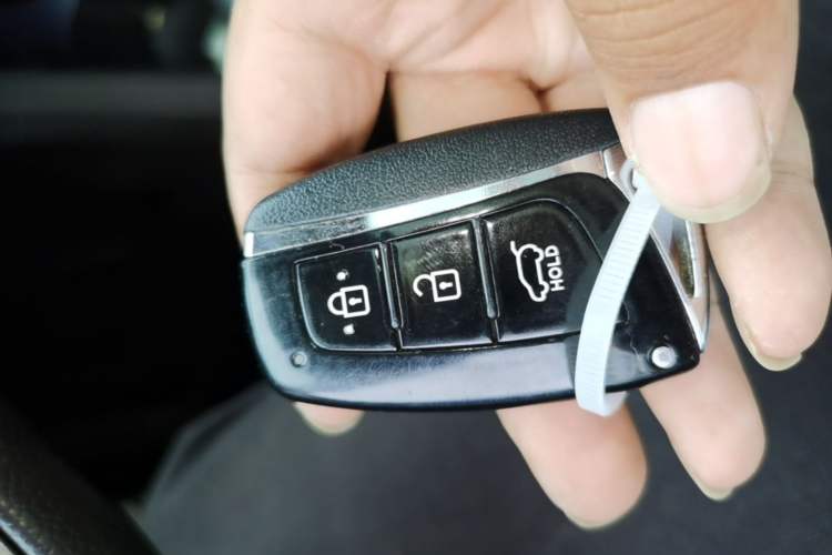 Used Hyundai Santa Fe 2013 Revised Version 2.4L Automatic All-Wheel Drive Smart Type Vehicle Key