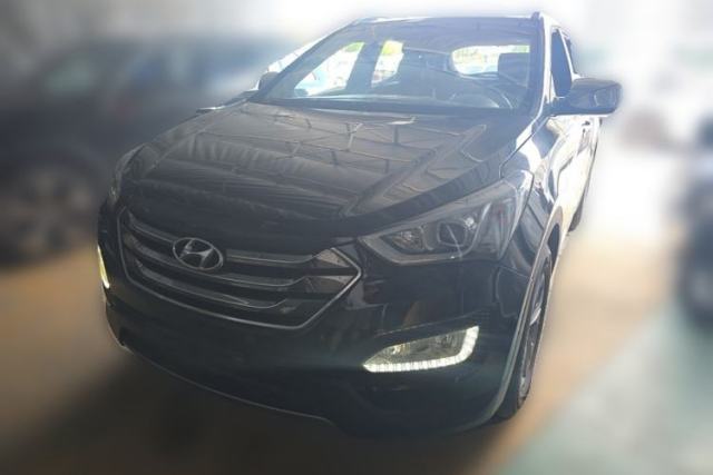 Used Hyundai Santa Fe 2013 2.4L Automatic 4x4 Smart Version